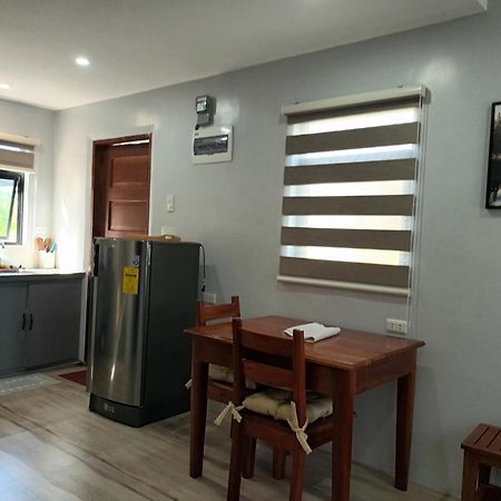 Grae'S Apartelle Moalboal Exterior foto