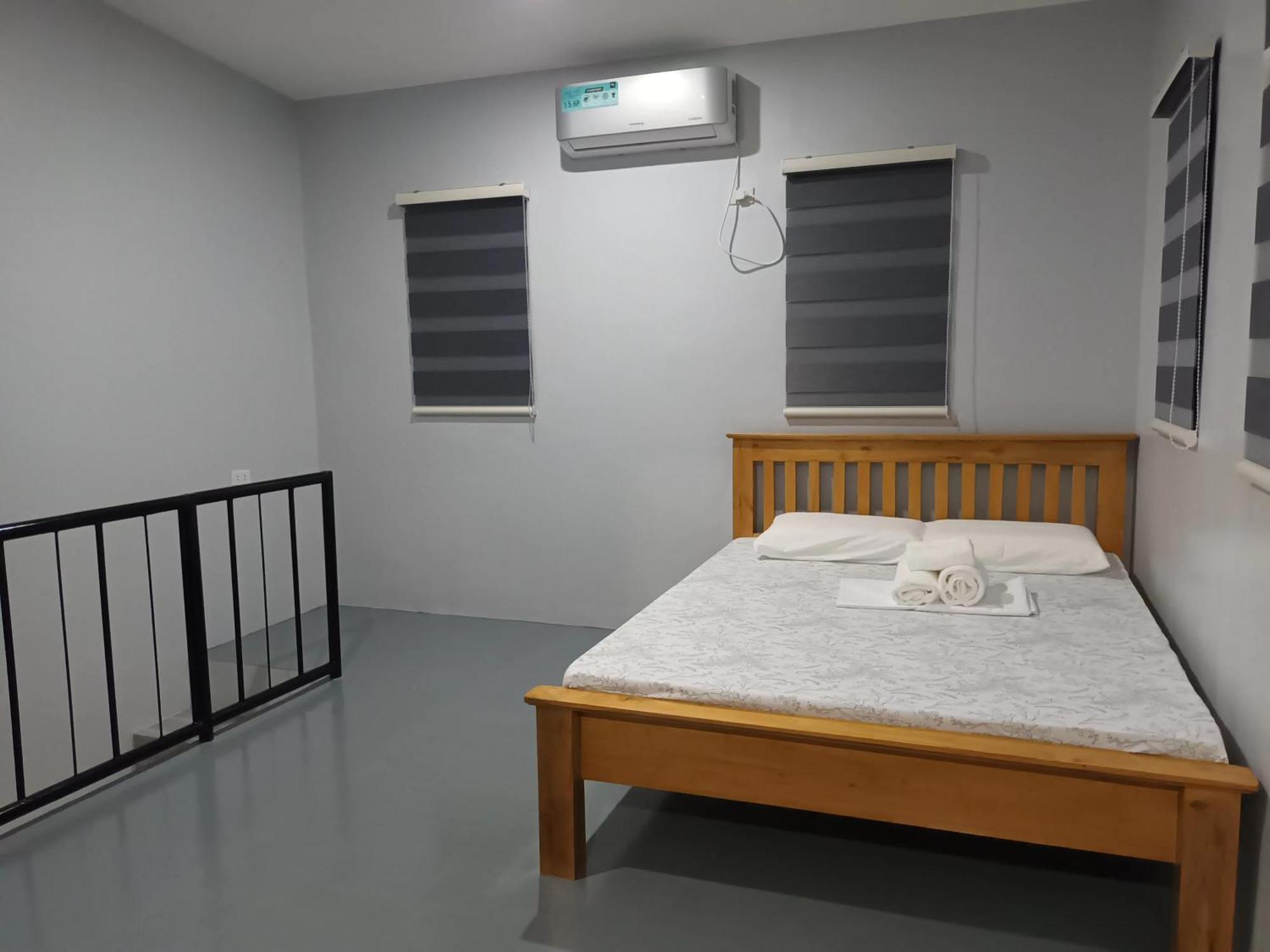 Grae'S Apartelle Moalboal Habitación foto